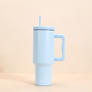 blue-40oz-customizable-car-cup-with-handle-and-straw