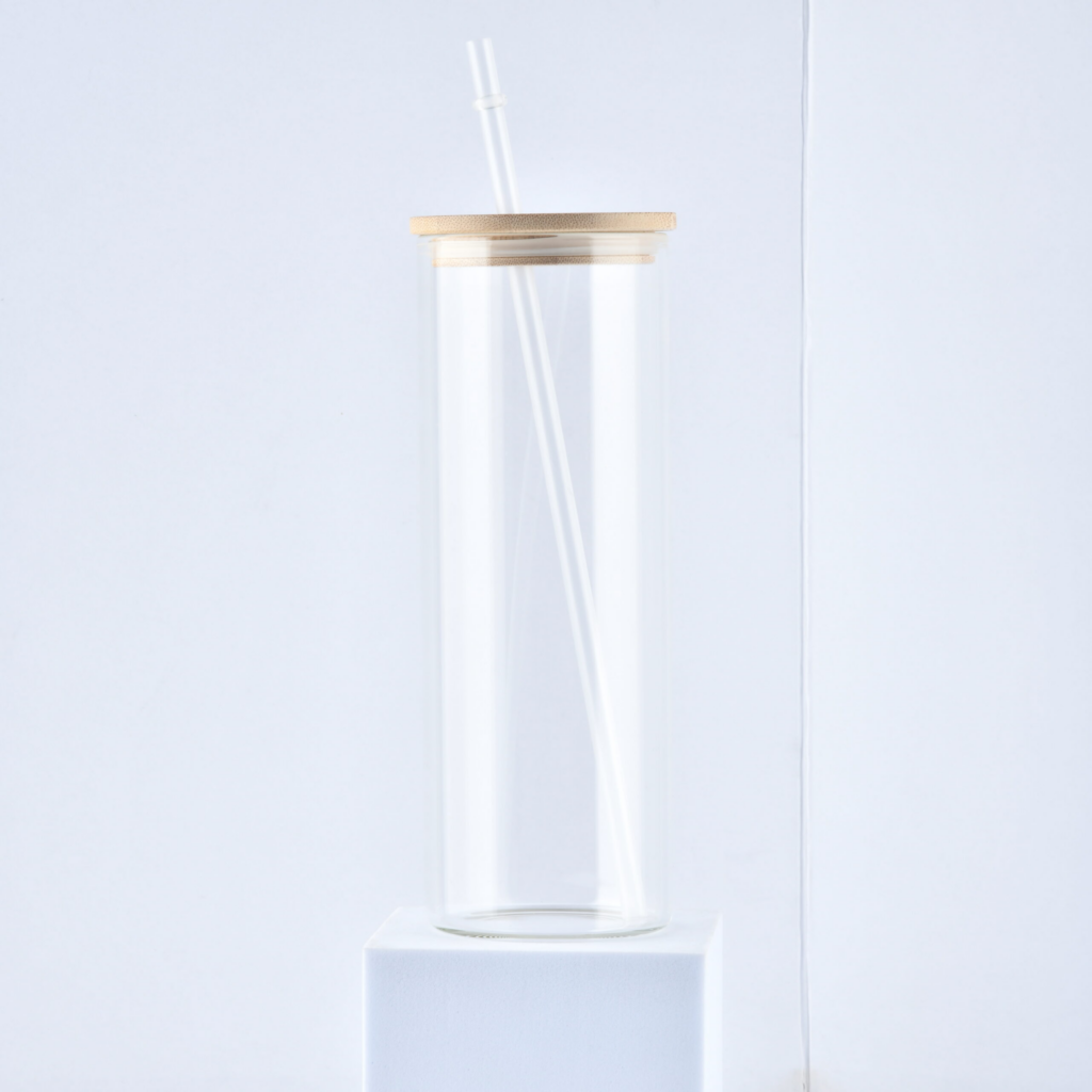 wholesale-beer-can-glass-with-lid-25oz-glass-tumbler-dispaly
