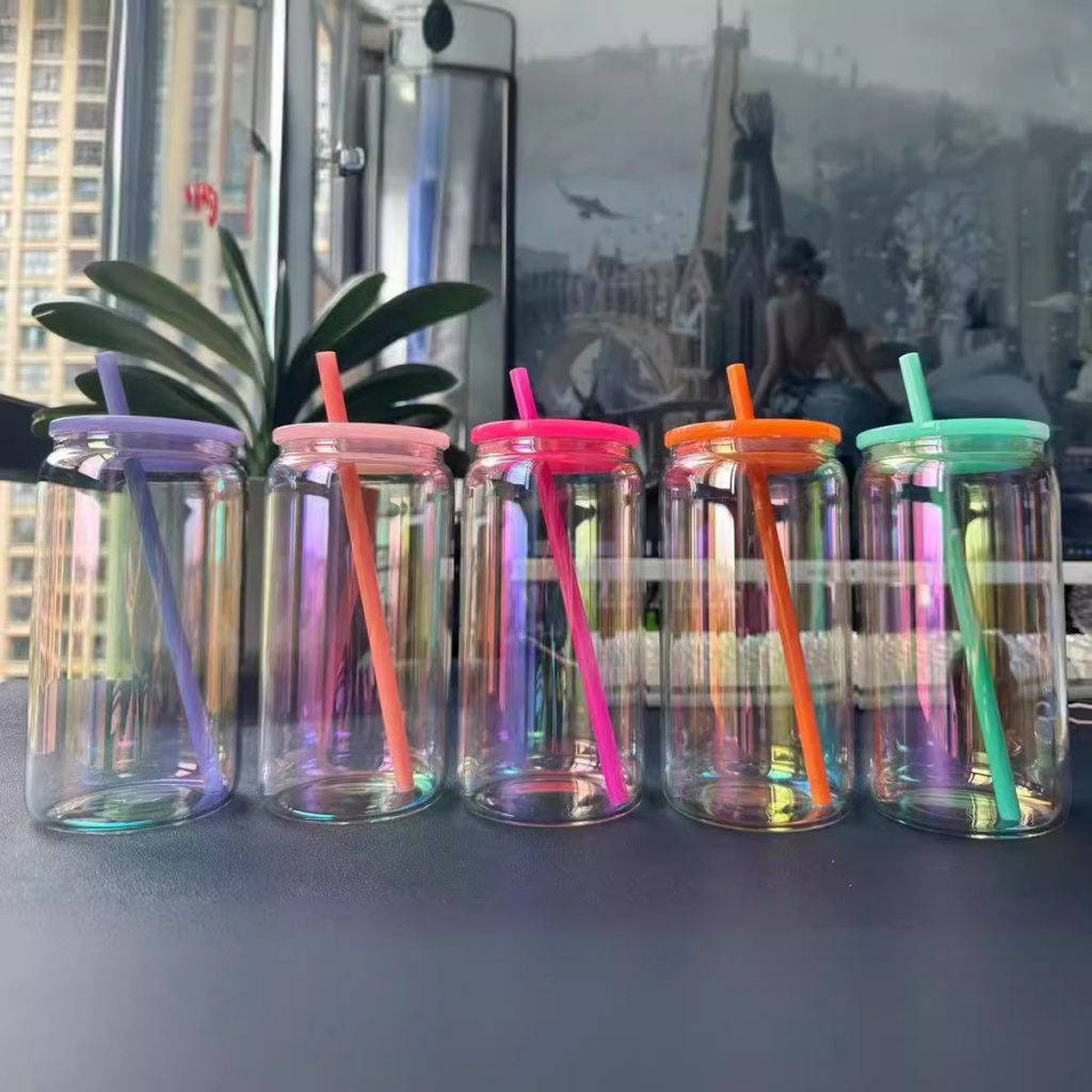 display-of-16oz-rainbow-plated-beer-glass-can-with-colored-lids-and-straws