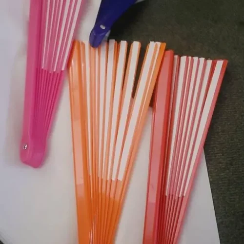 80pcs 13&ldquo; Colored Sublimation Blank Fabric Folding Clacking Fans photo review