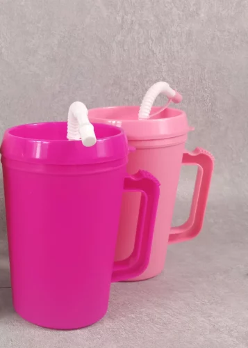 22/34oz Colored Trucker/Hospital Mug with Lid and Straw photo review