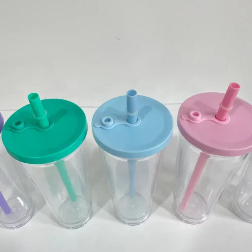 40pcs 12/16/24oz Acrylic Snow Globe Coffee Mug with Colored Lid & Straw photo review