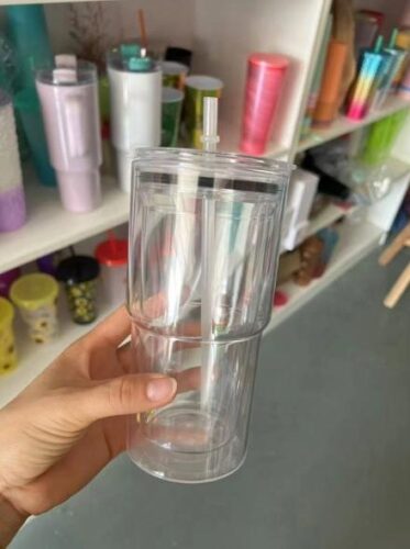 40pcs 16oz Snow Globe Plastic Tumbler with Colored Lids & Straws photo review