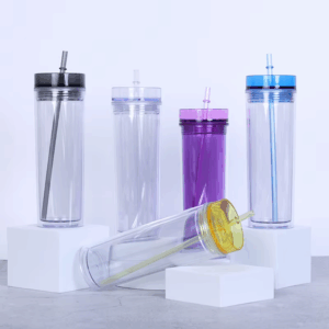 display-of-16oz-straight-snow-globe-plastic-cups-with-colored-straw-and-lids