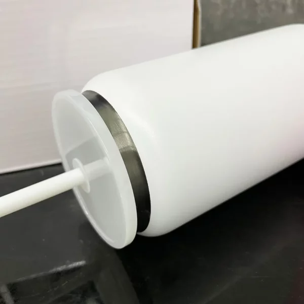 details-of-16oz-vacuum-black-plated-underneath-powder-coated-stainless-steel-soda-can