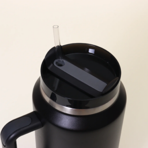 details-of-colored-64oz-powder-coated-tumblers-with-handle-for-laser-engraving