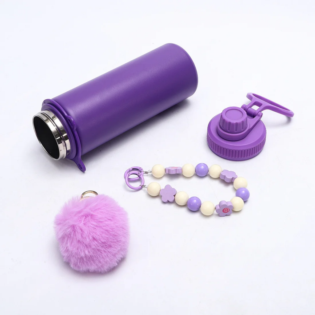 accessories-of-18oz-powder-coated-water-bottles-with-portable-carrying-strap-and-key-pendant
