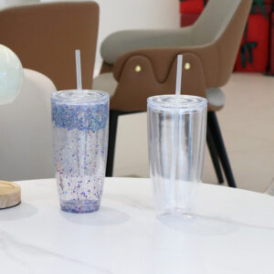 24oz Acrylic Snow Globe Plastic Cups Curved Cup Body with Flat Lid